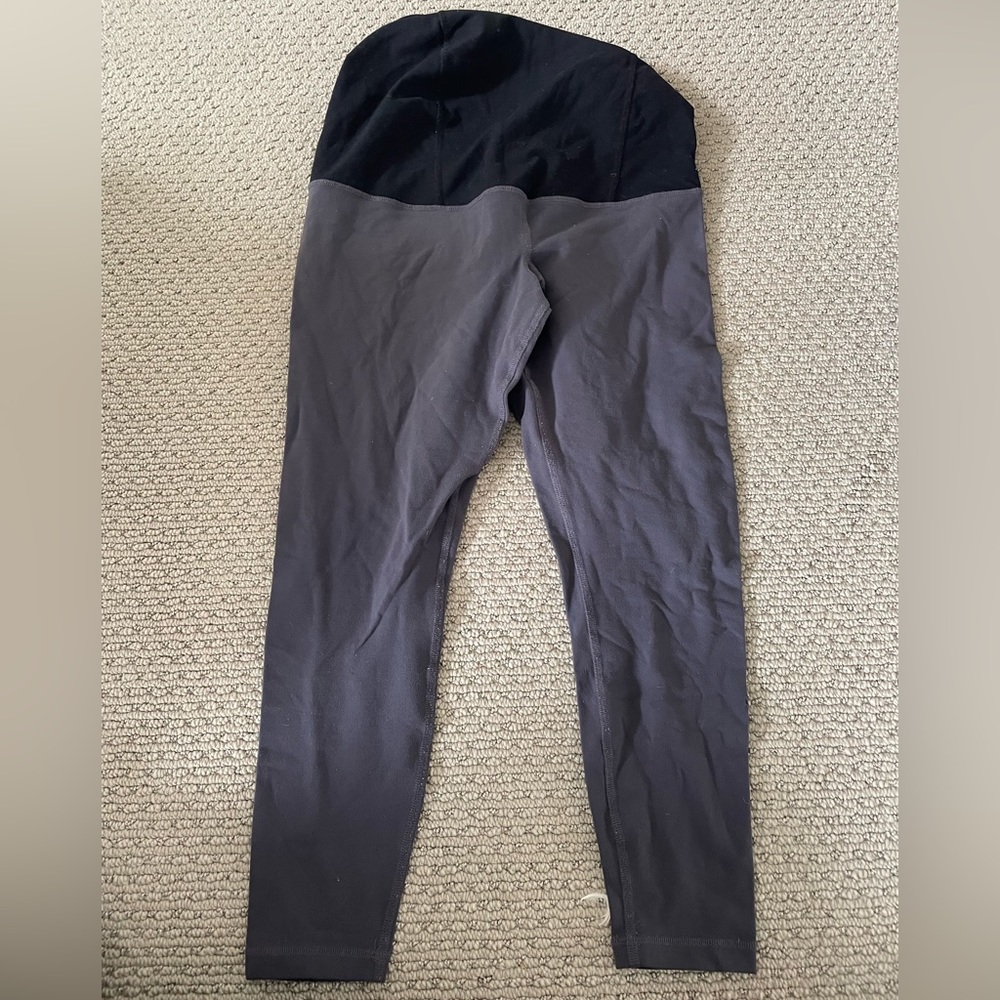 Capri Grey Maternity Leggings Ingrid and Isabel